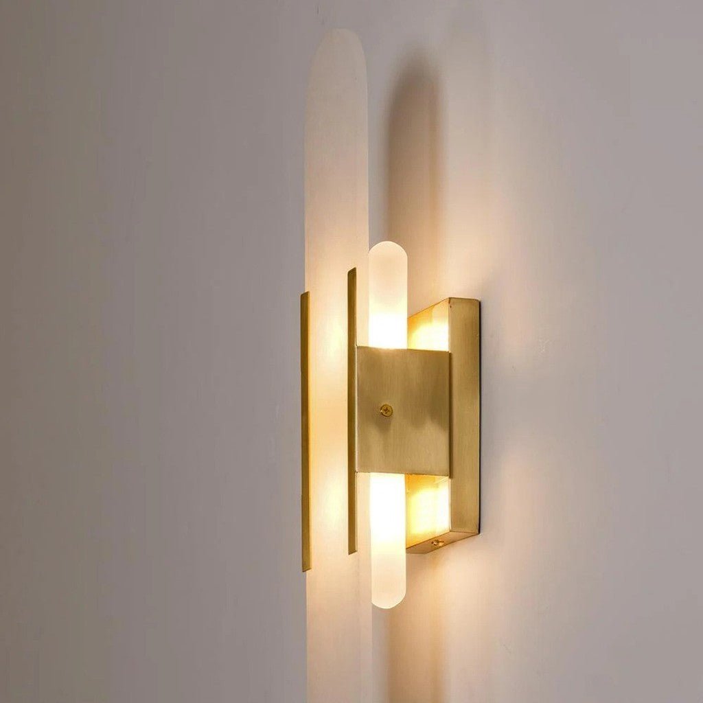 VELALUX – Elegant black and gold LED wall lamp