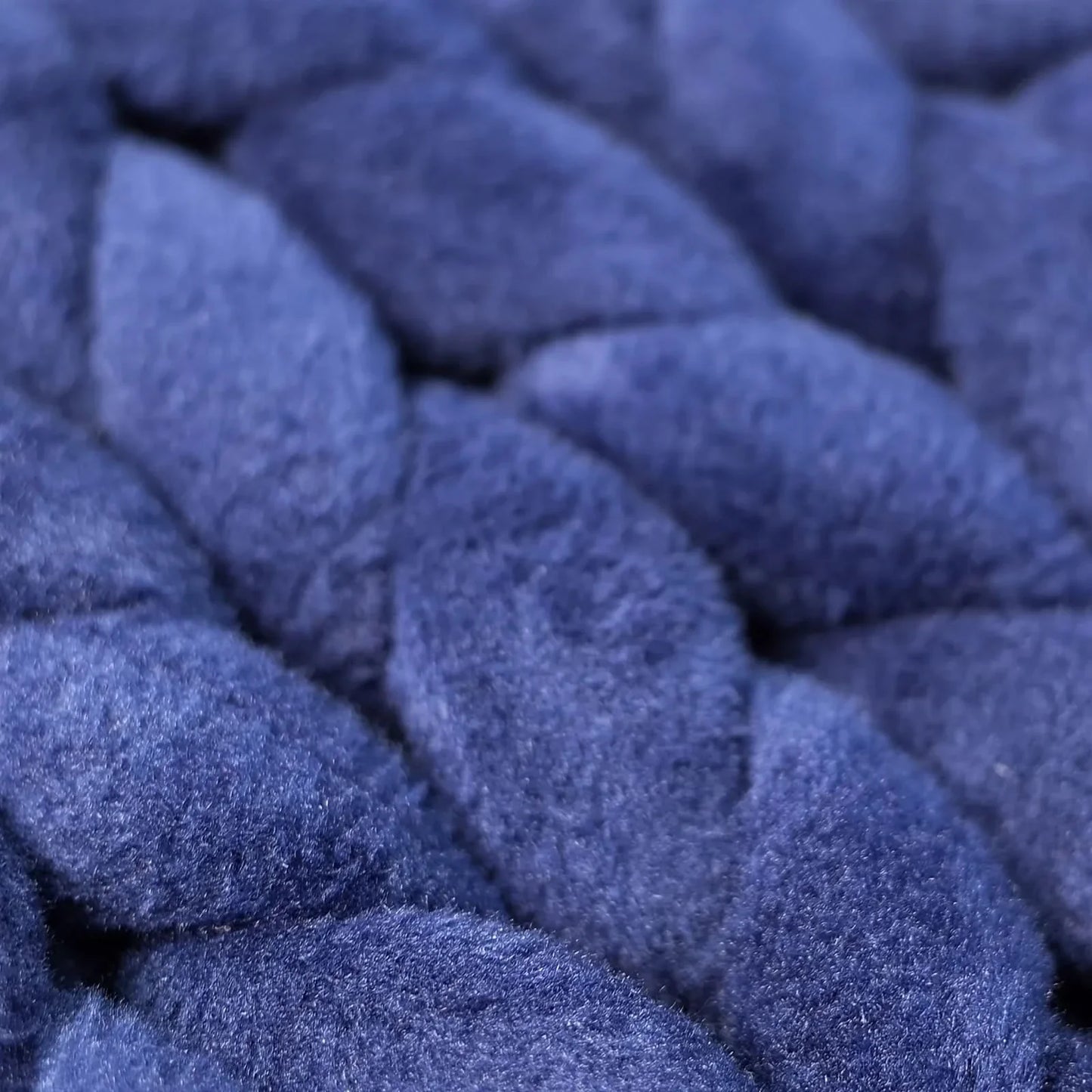 Loomora – Handmade Minky Chunky Blanket for Ultimate Comfort