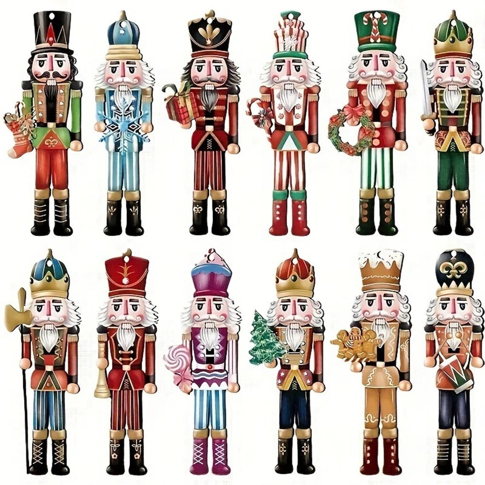 ROYALCRACK – Elegant Nutcracker Soldier Set with Festive Finish