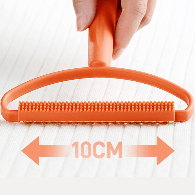 FlufenFree Cleaner - Animal hair & lint remover for clothing & furniture