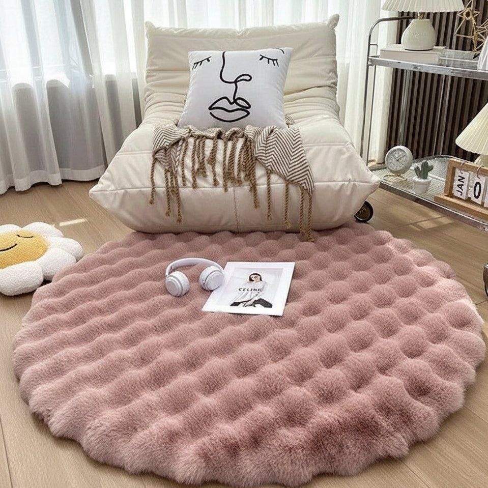 NORDILOFT – Fluffy, round polyester rug for cozy Scandinavian living spaces