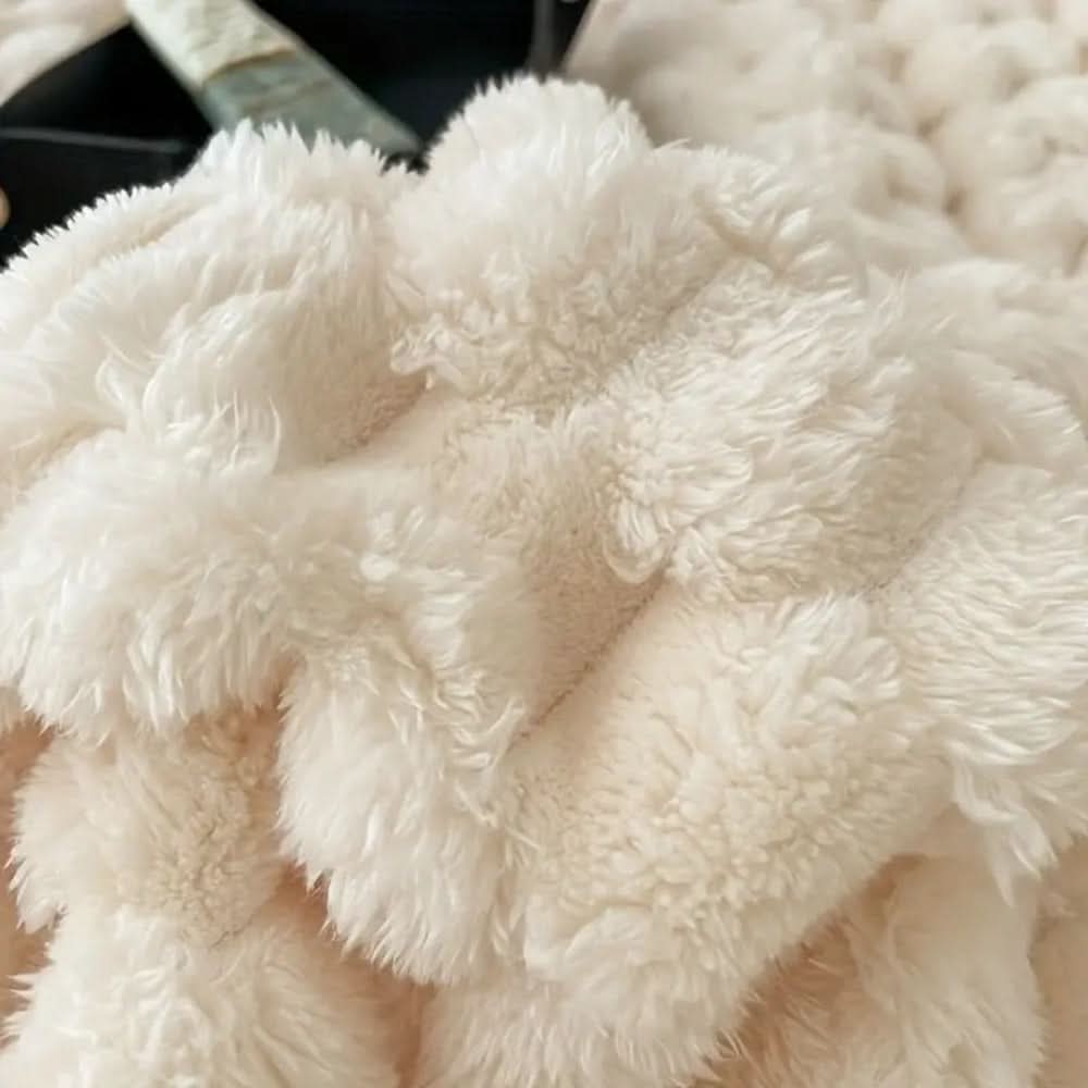 ComfortSculpt – Attentive Gift with Elegant Texture