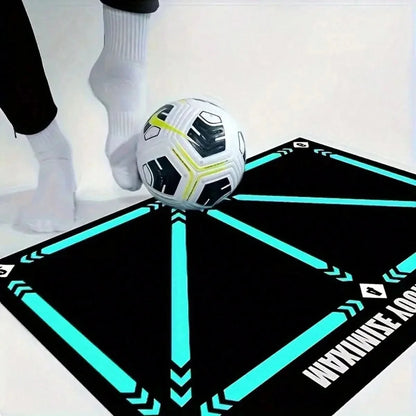 FootMaster non-slip football training mat - perfect for effective training at home