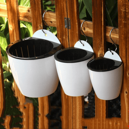 Plantiva Vertical self-watering flower pot