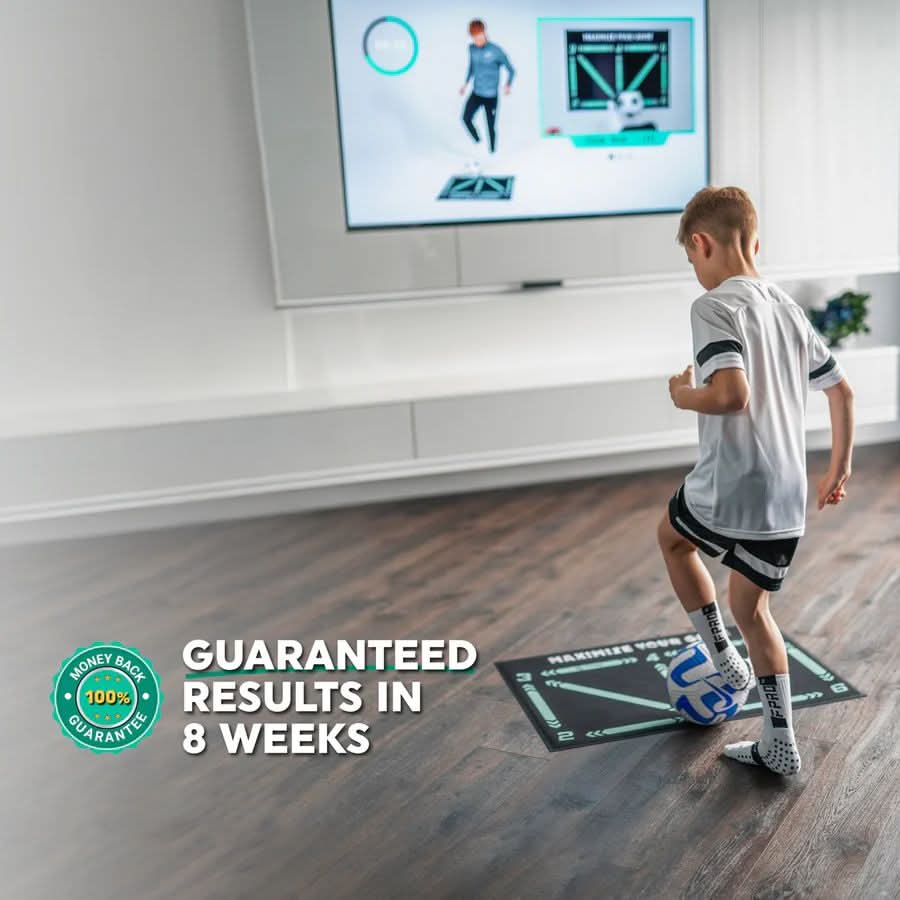 FootMaster non-slip football training mat - perfect for effective training at home