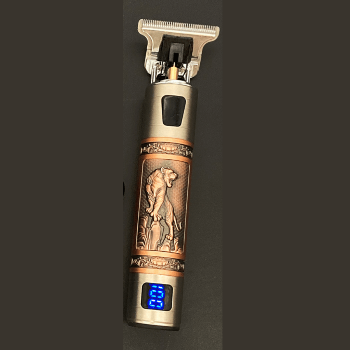 Skulltrim - Vintage beard trimmer with battery & precision cut for beard & hair