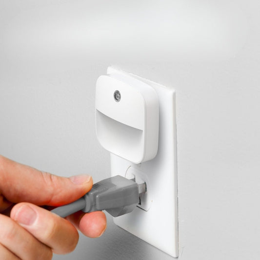 NIGHTBEAM – Energy-saving socket night lights with auto sensor (6-pack)