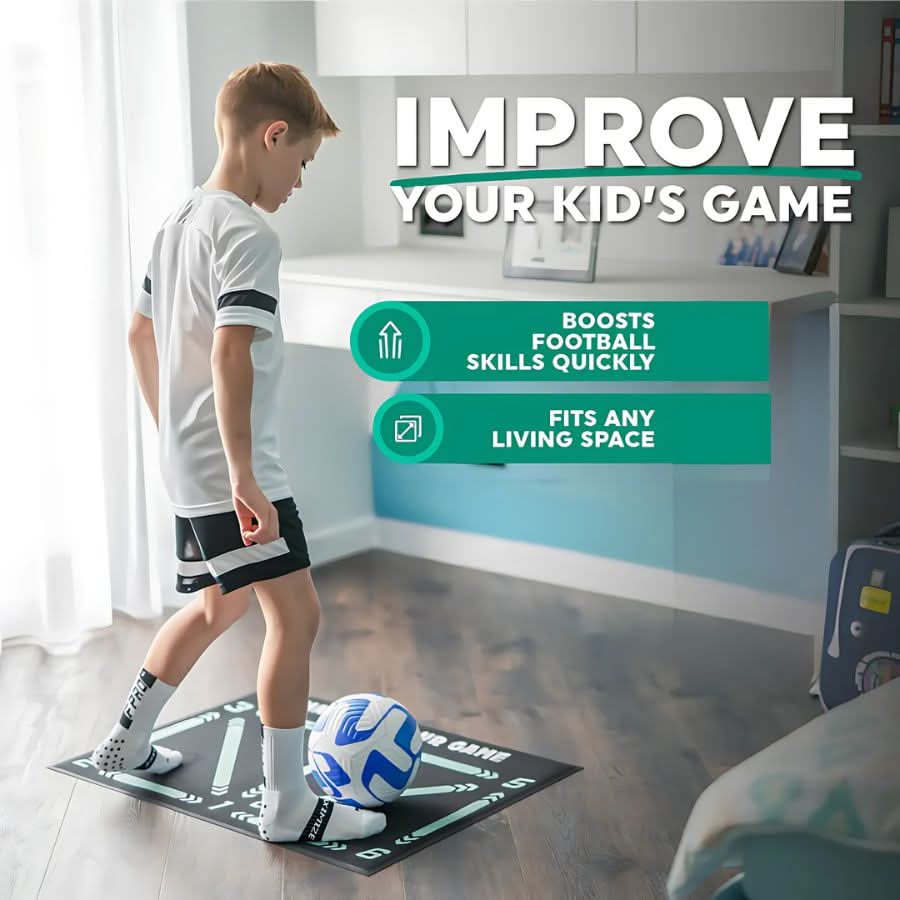 FootMaster non-slip football training mat - perfect for effective training at home