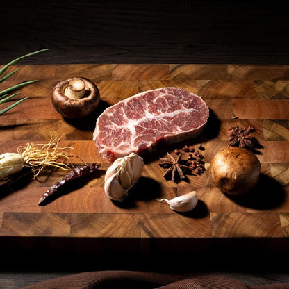 PureWood acacia wood chopping board - Elegant & functional for every kitchen