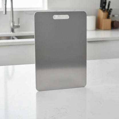 TitanClean stainless steel chopping board - antibacterial & scratch-resistant for your kitchen