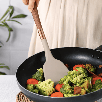 SiliconeEase kitchen utensil set - Heat-resistant & stylish for every kitchen