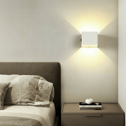 BEAMFLEX – Wireless LED Wall Light with Adjustable Light Beam