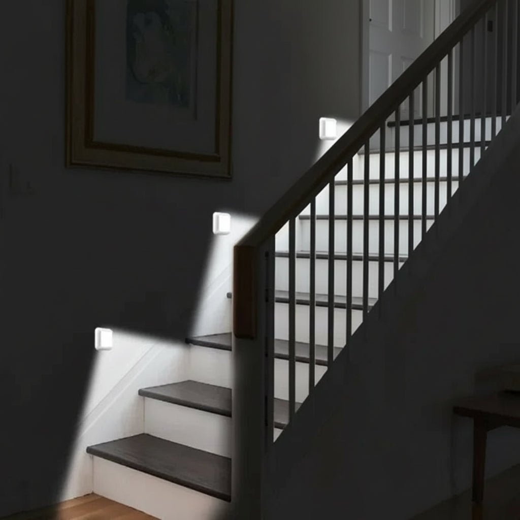 AURASLEEP – Intelligent LED Bed Light with Motion Sensor