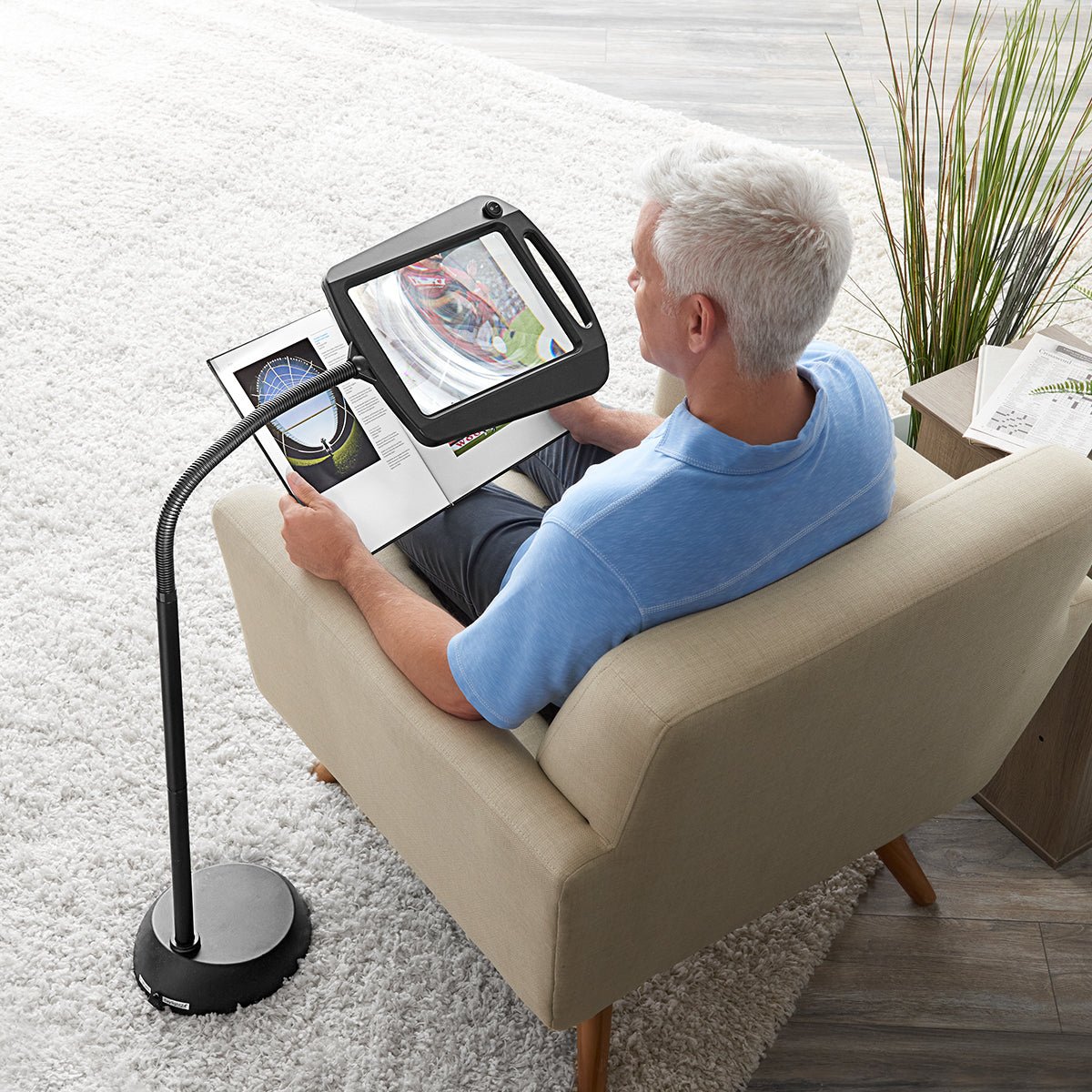 HANDWERK LUX – Floor lamp with 3x magnifier for precise work
