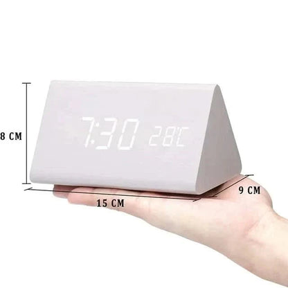 TimberGlow LED alarm clock - Digital & stylish in natural wood design