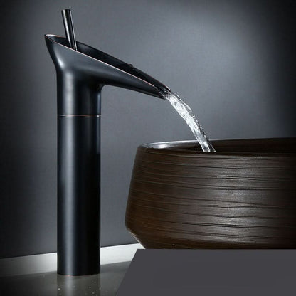 AquaFalls – Antique Waterfall Basin Faucet made of Brass