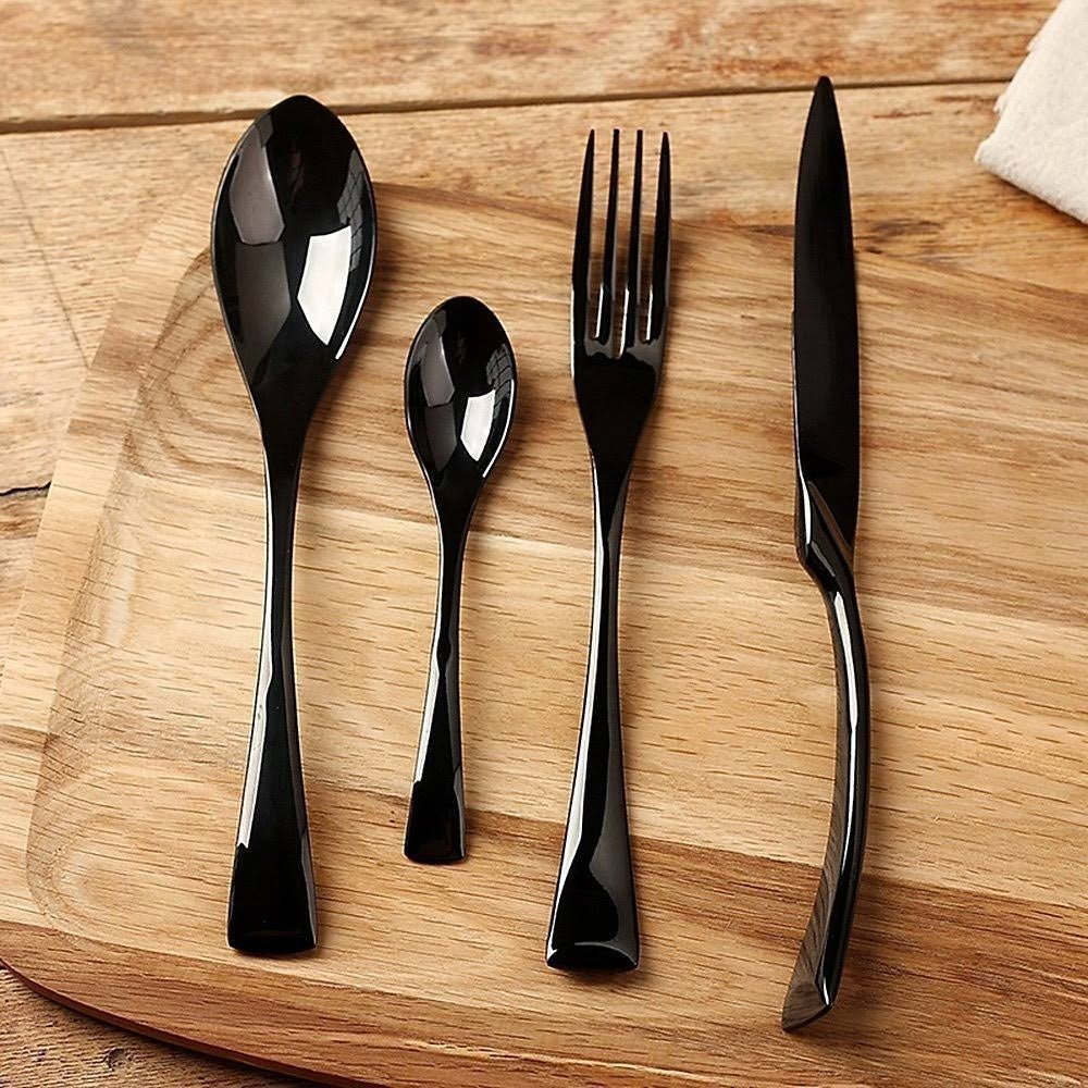 NOIRSTEEL – Elegant Black Stainless Steel Cutlery Set