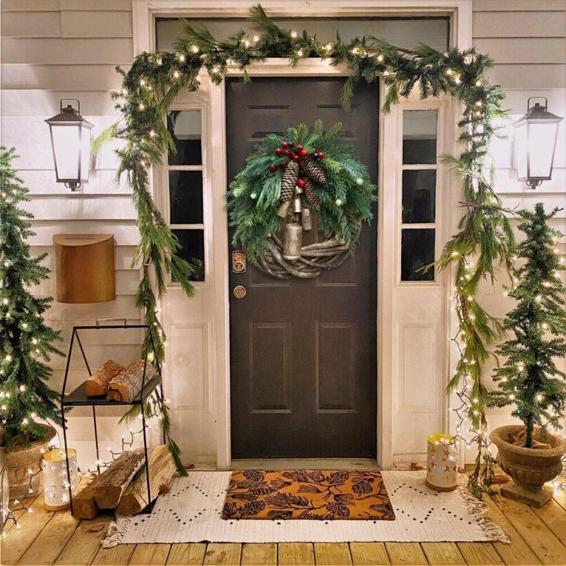 BOHOGLOW – Cozy Christmas wreath with natural bells and wooden accents