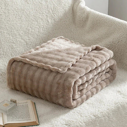 SOFTDIM – Cozy 3D Bubble Plush Blanket for All Seasons