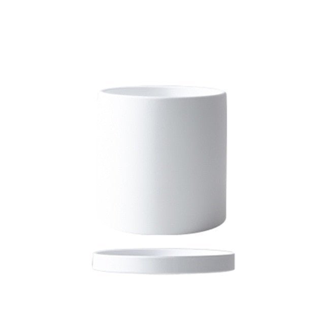 PLANTIVA – Elegant flowerpot made of ceramic with saucer