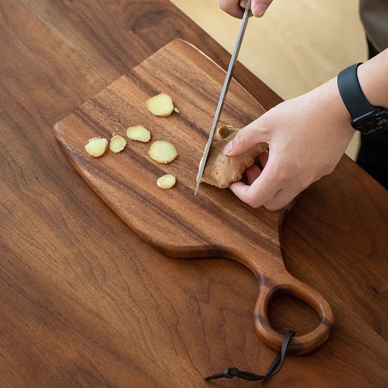 WOODPLATE – Premium Walnut Wood Cutting Boards for Kitchen & Table