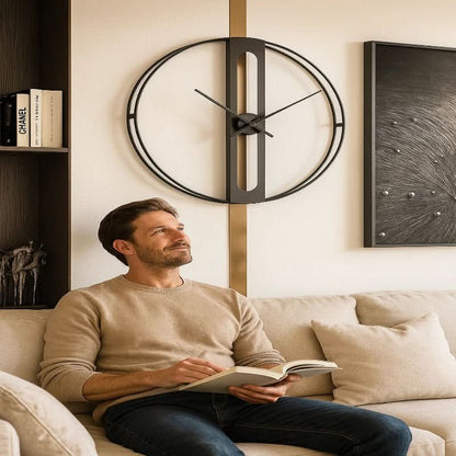 FOCALPOINT – 50cm Gold & Black Metal Wall Clock as Eye-Catcher