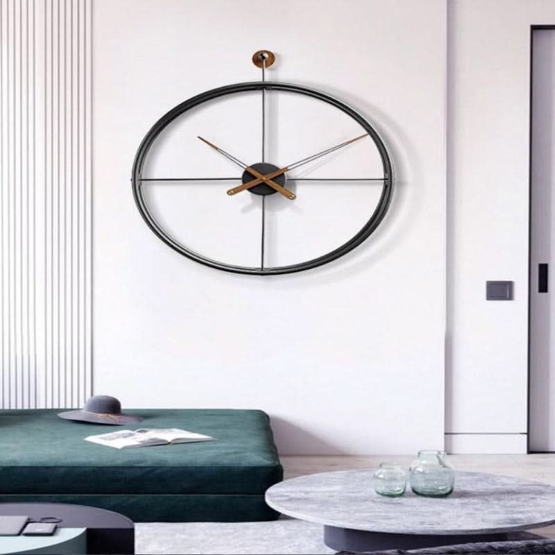 FOCALPOINT – 50cm Gold & Black Metal Wall Clock as Eye-Catcher