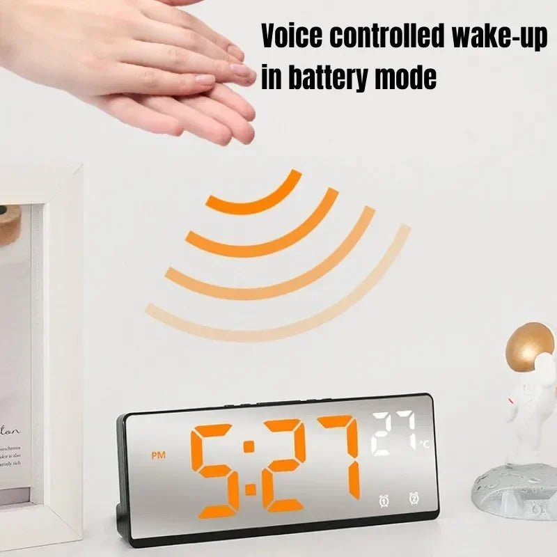 SMARTVOX – Digital alarm clock with voice control & dual alarm