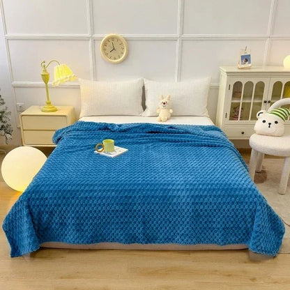 HOMELYFLEECE – Cozy Coral Fleece Blanket for Comfortable Warmth in Everyday Life