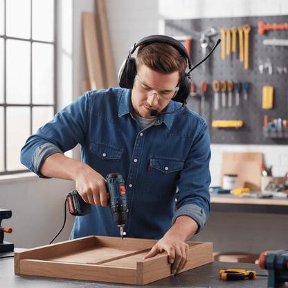 SAFE COMM – DAB+/FM Radio & Hands-Free Communication