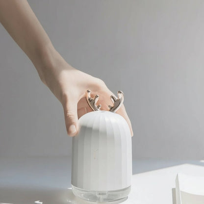 GLOWDEER – Mini Deer Air Humidifier, Ultra-Quiet with Color-Changing LEDs & Automatic Shut-Off