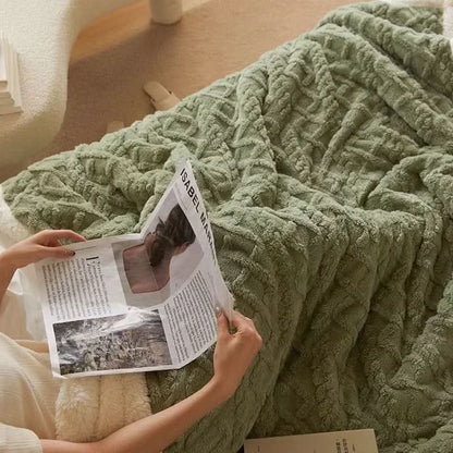 Thick lambswool blanket - Fluffy winter blanket for maximum warmth