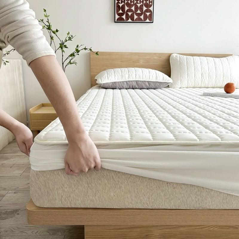 DreamPad Mattress Cover – Hygienic Protection & Comfort