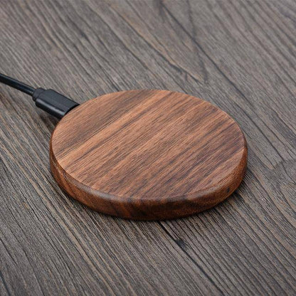 EARTHWATT – Sustainable Qi Fast Charger made of Bamboo with Overheat Protection