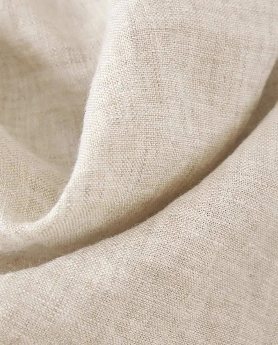 LOOMED LINEN – Handmade Linen Napkin with Fine Ruffled Edge