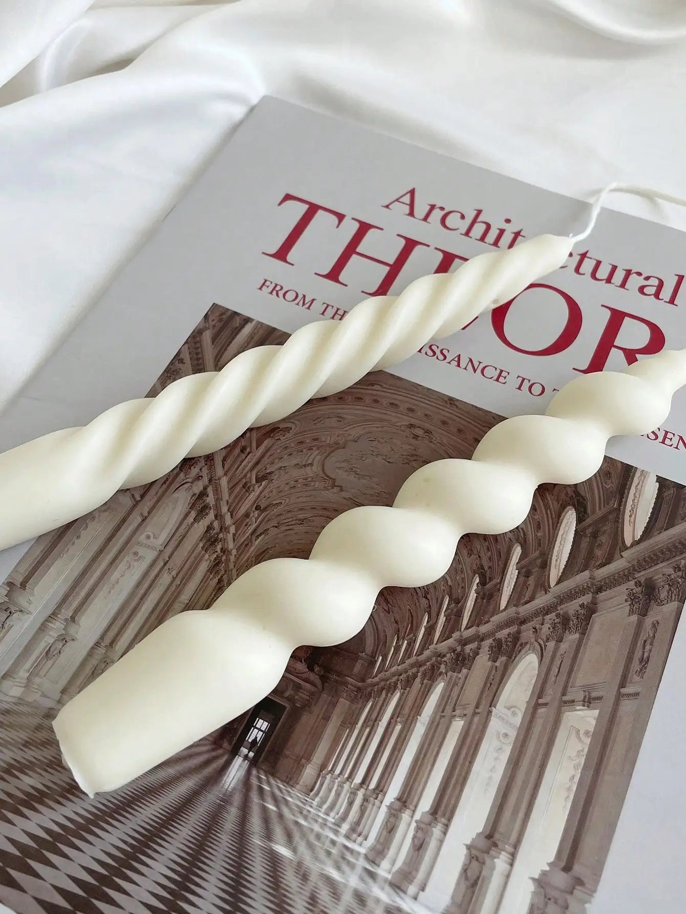 SOYTWIST – Elegant twisted taper candles made from soy wax for a gentle ambiance