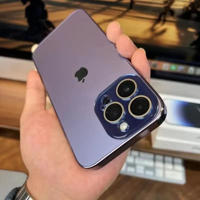 AuraFlex Matte – Soft-Touch and Durable Protection