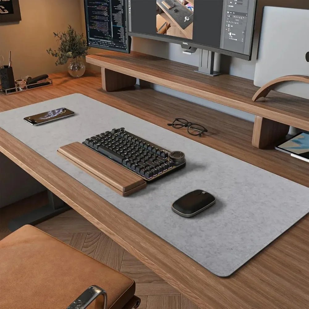 FILZMAT PRO – Smooth felt desk pad for elegant workspace protection