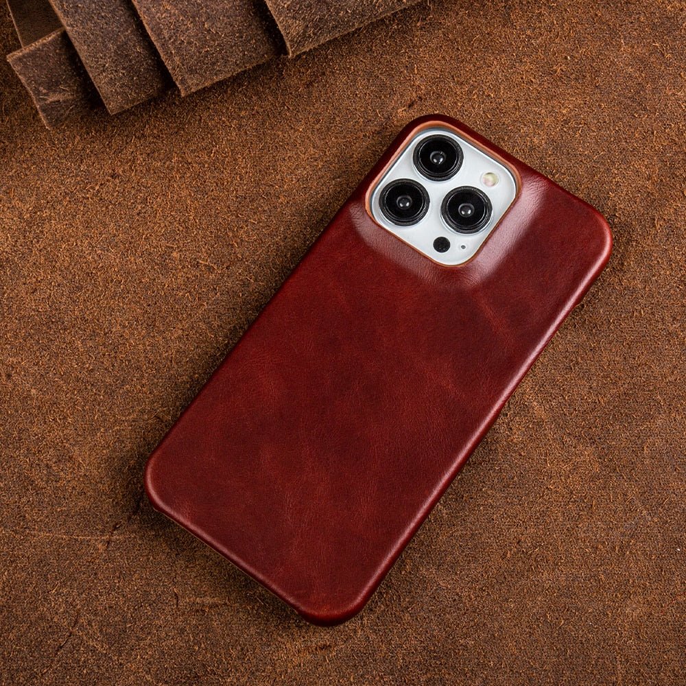 WAXEDHIDE – Premium Genuine Leather MagSafe iPhone Case with Oil-Wax Coating