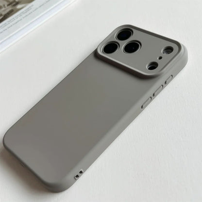 SLEEKSHIELD – Slim, shockproof silicone case with soft-touch grip
