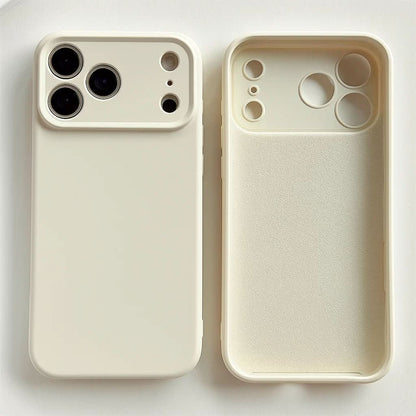 SLEEKSHIELD – Slim, shockproof silicone case with soft-touch grip