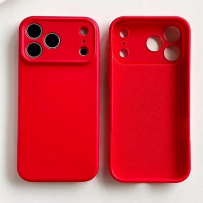 SLEEKSHIELD – Slim, shockproof silicone case with soft-touch grip