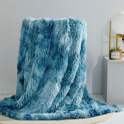 SILKFURIA – Soft artificial fur blanket with velvet-like warmth