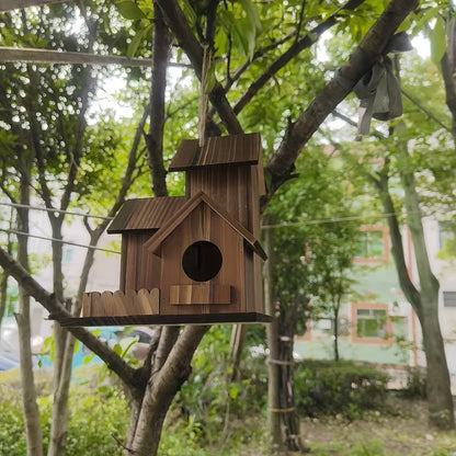 TIMBERROOST – Rustic birdhouse made of solid wood with multiple nesting chambers for outdoor use