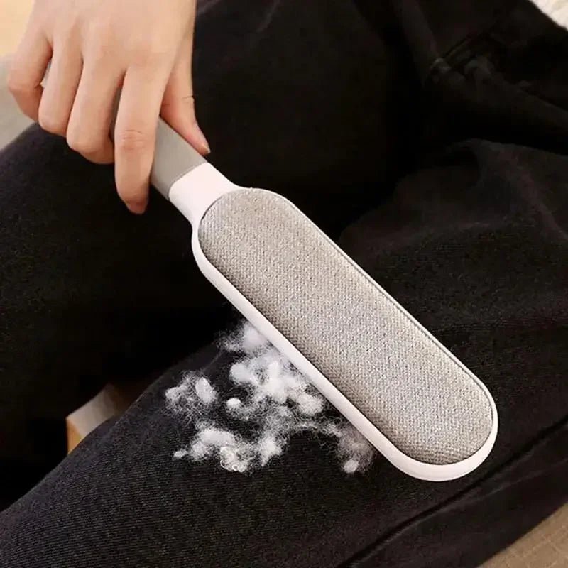 FURFLIP – Environmentally Friendly 2-Sided Pet Hair Brush with Reusable Lint Remover