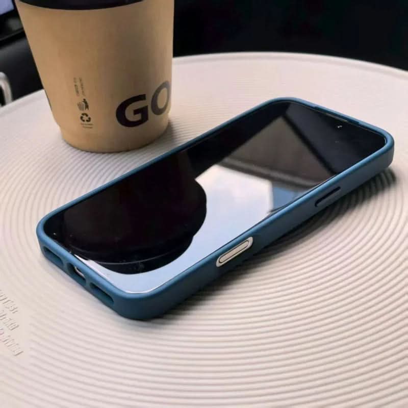 ChargeFlow – Supports Magnetic Wireless Charging