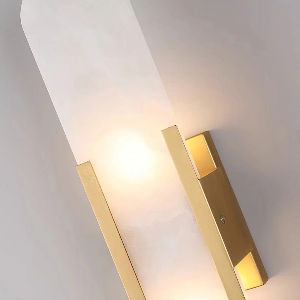 VELALUX – Elegant black and gold LED wall lamp