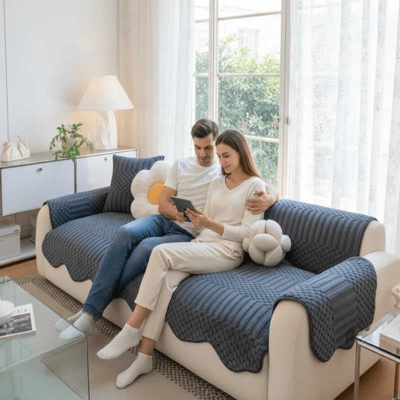 PLUSHCREAM – Thick Tuft Fleece Sofa Cover for Warm Winter Coziness