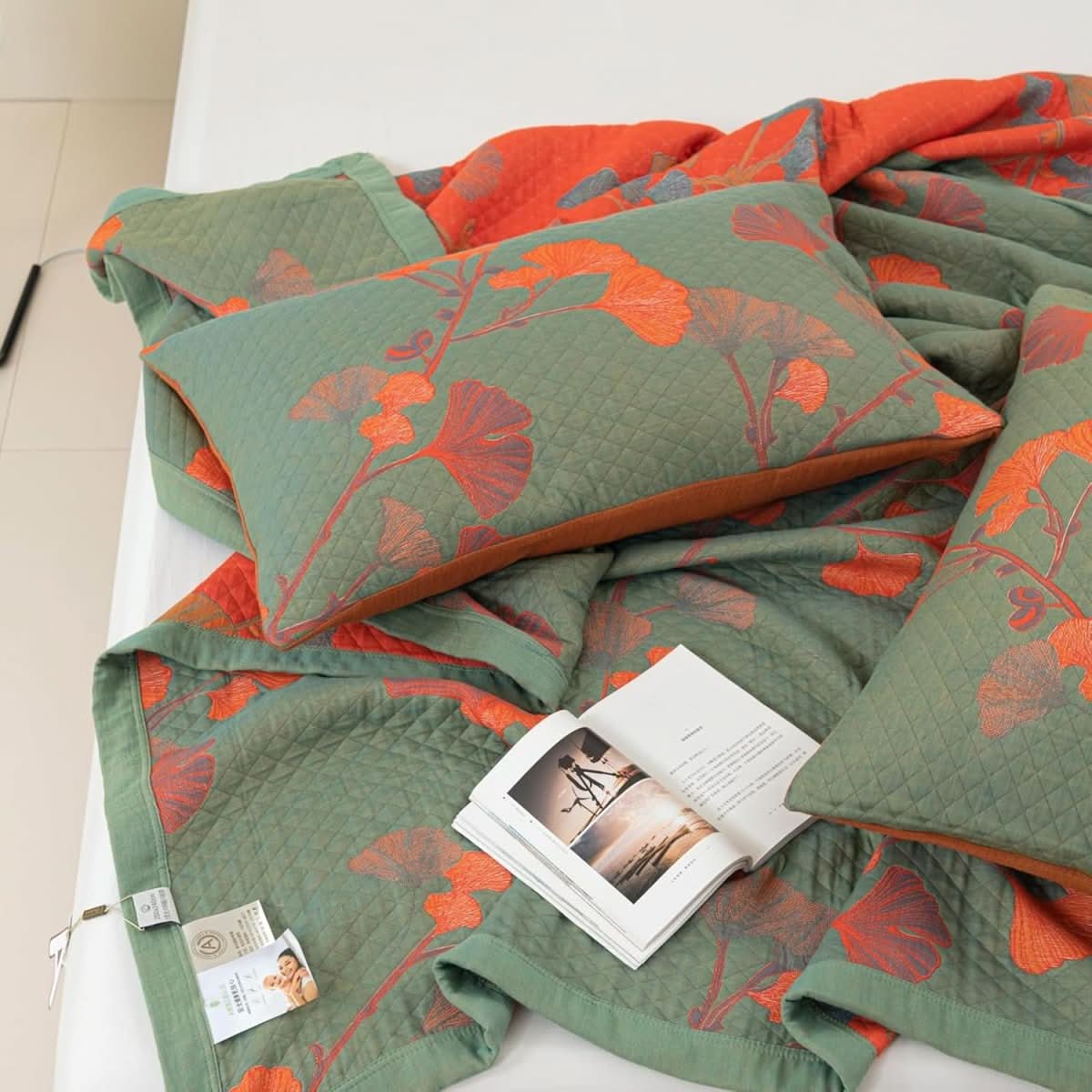 GinkgoQuilt – Cotton Bedding Set with Botanical Pattern