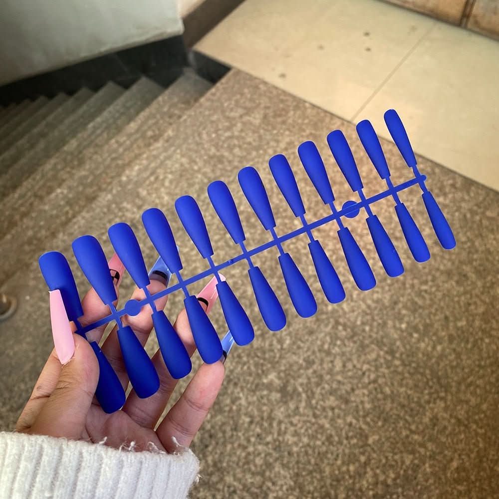 ChicNails Matte Press-On Nails - Elegant artificial nails in 13 colours